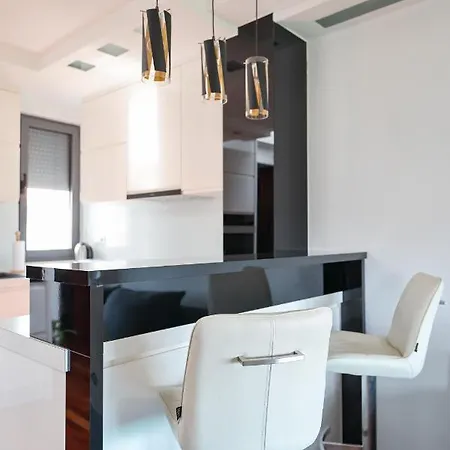 Appartement Two Bedroom Dunatov With Private Parking *