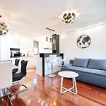 Apartman Two Bedroom Dunatov With Private Parking Zadar